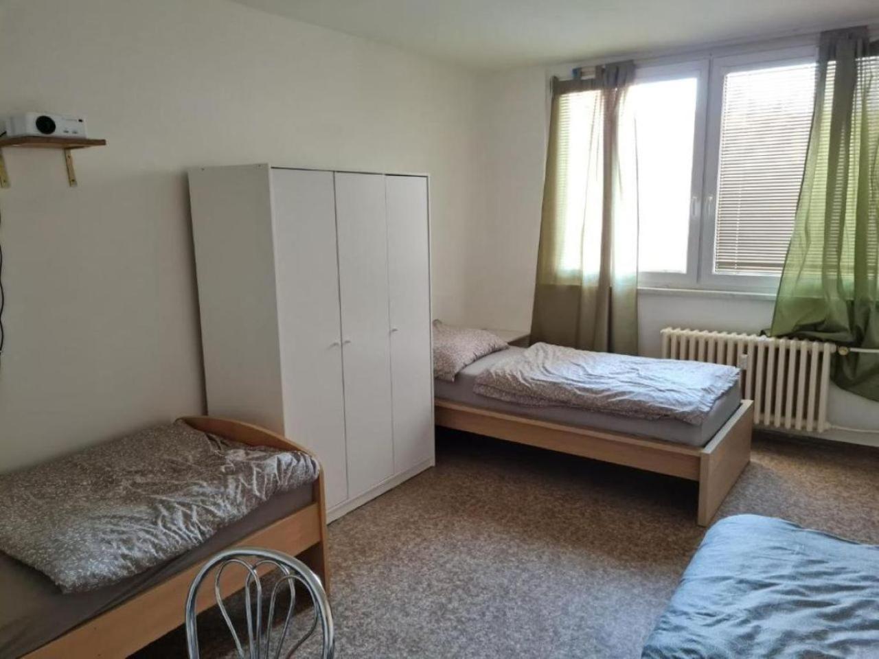Modern Urban Loft Apartment Opava Buitenkant foto